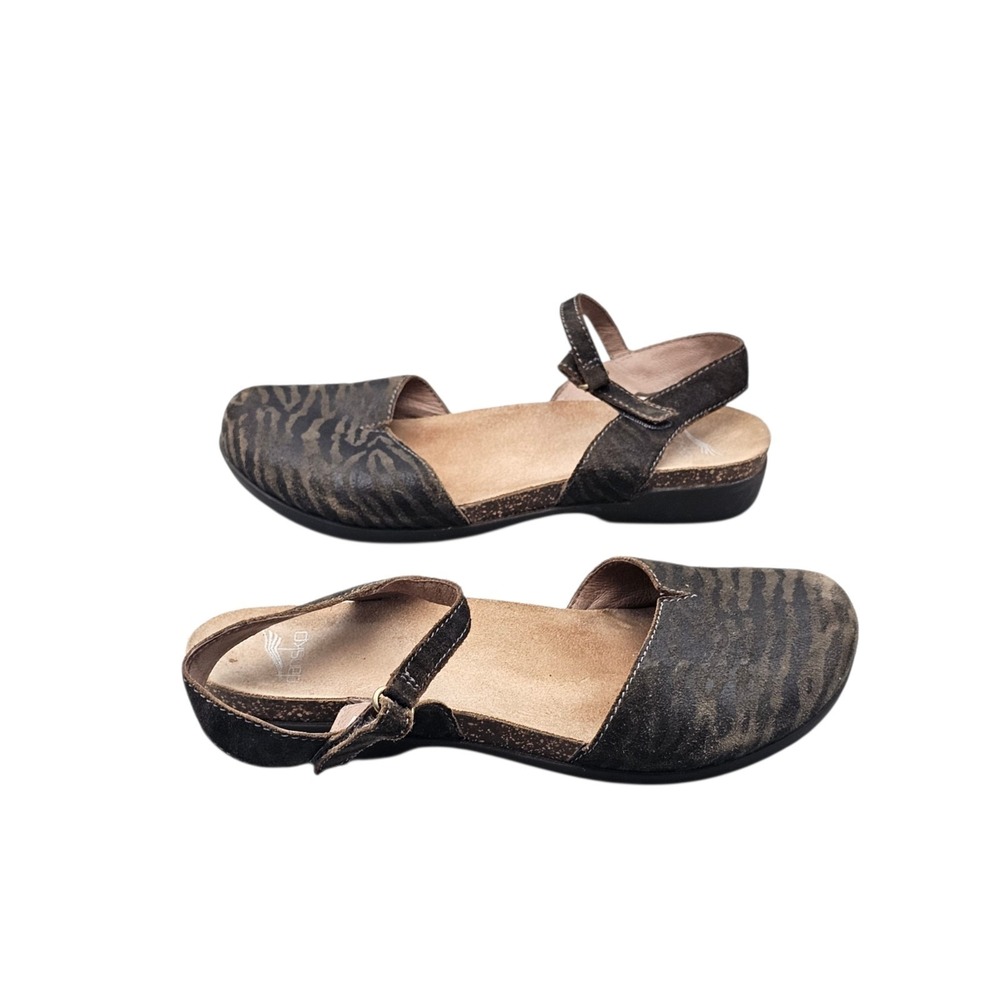 Dansko Women's Size 37/ 6.5 US Rowan Tiger Stripe Black Brown Closed Toe Sandals - Picture 6 of 8